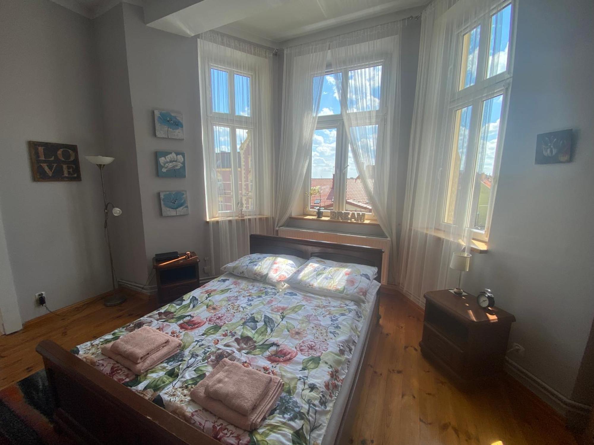 Apartament Kamienica Centrum Kętrzyn Esterno foto